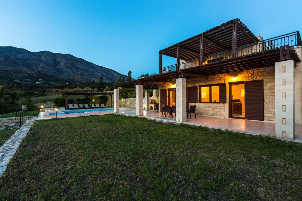 Poseidon Villa, Nestled In The Picturesque South, By Thinkvilla Лефкойя Экстерьер фото